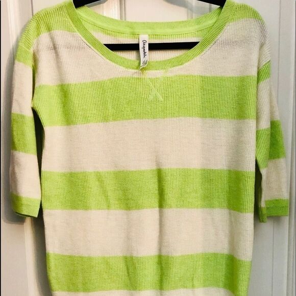 Women’s lime green and white striped Aeropostale - Picture 1 of 4